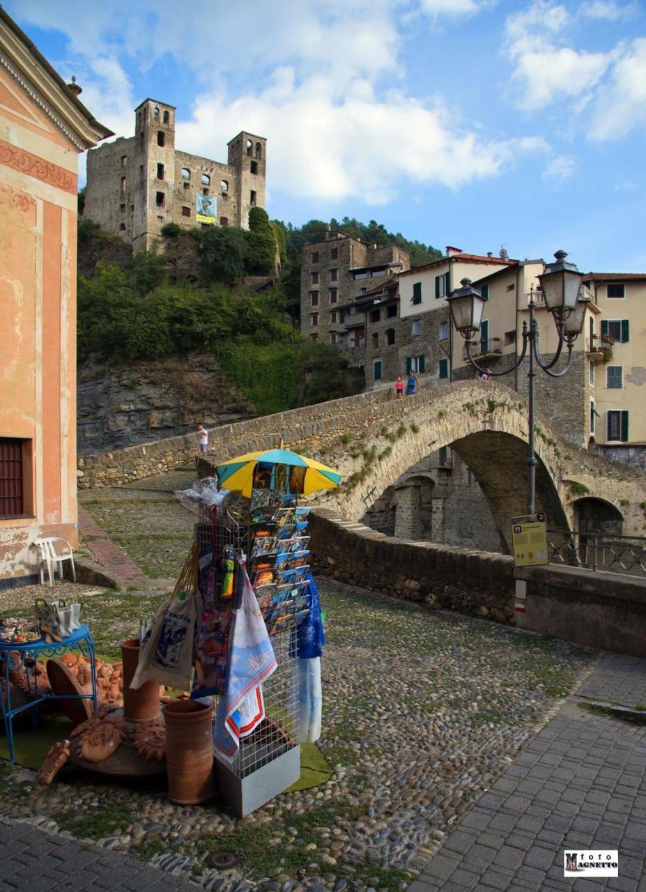 Stardust - Bedbluesky Villa Dolceacqua Luaran gambar