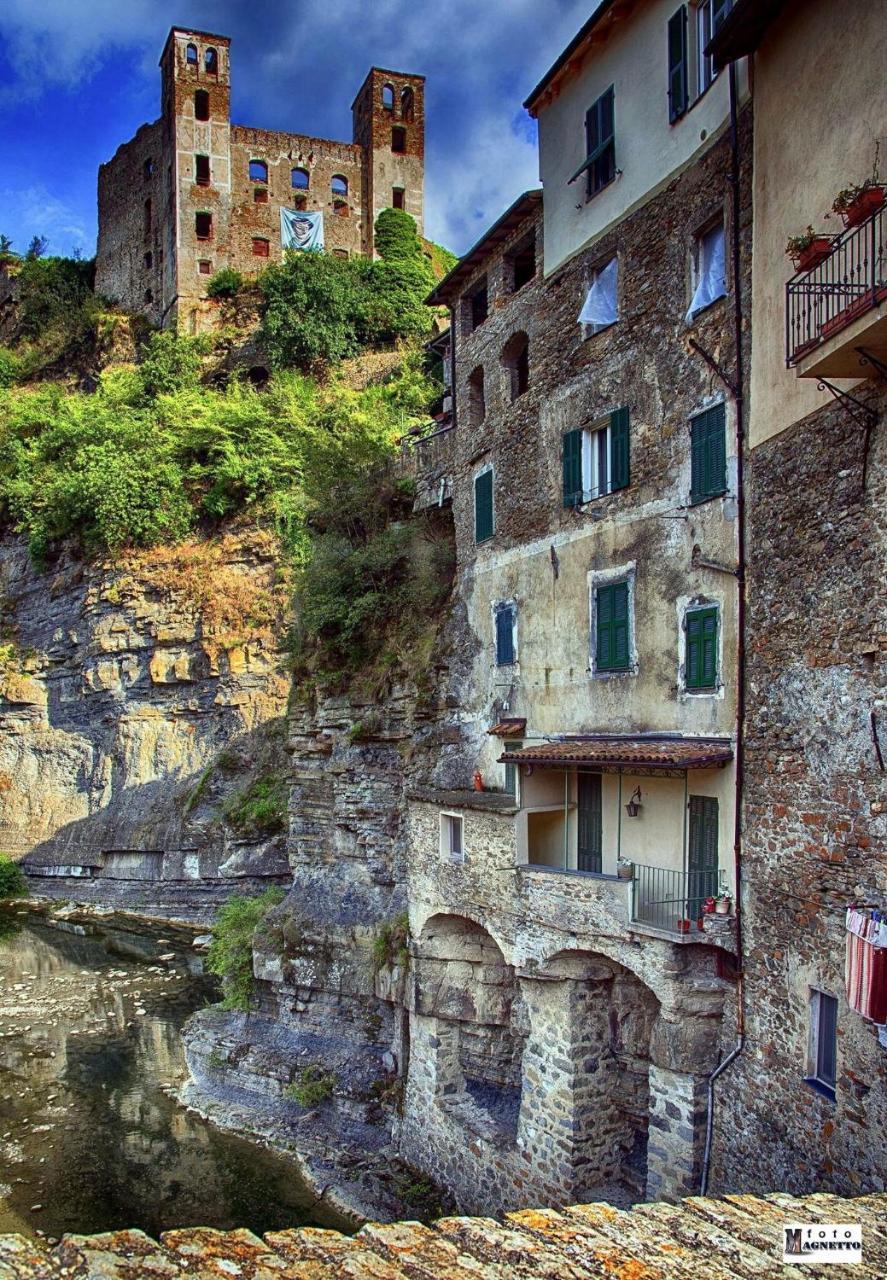 Stardust - Bedbluesky Villa Dolceacqua Luaran gambar